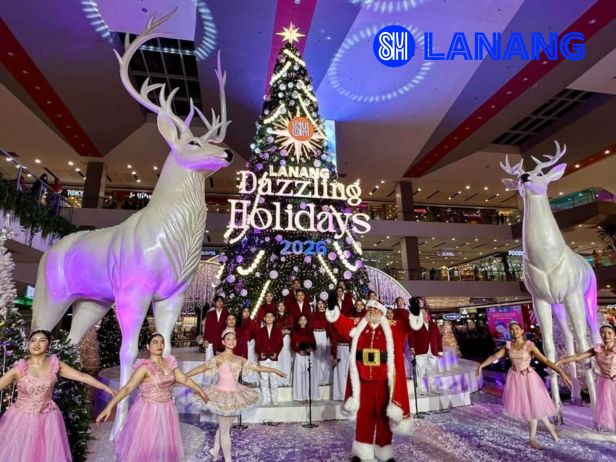SM Lanang Lights Up A ‘Dazzling Holiday’&nbsp;Season